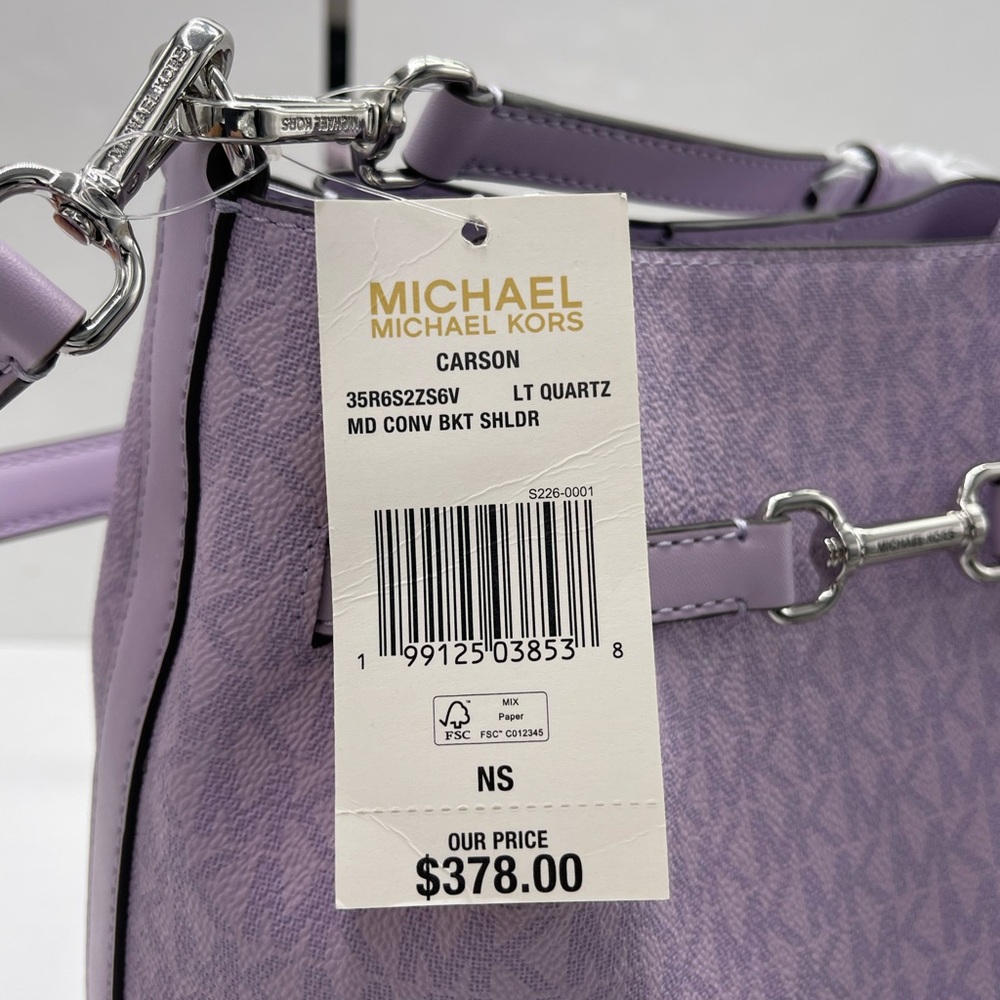 MICHAEL KORS Carson Md Logo Convertible Bucket Crossbody Shoulder
Lt Quartz
NWT - Picture 3 of 16